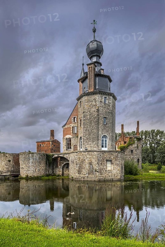 13th century Chateau d'Havre