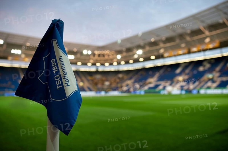 Corner flag