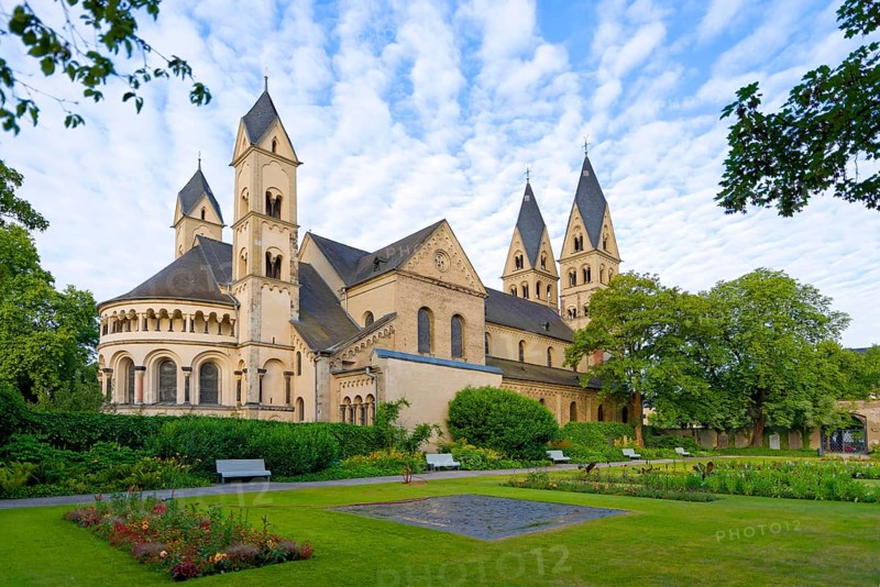 St. Kastor Basilica with the Paradise Garden