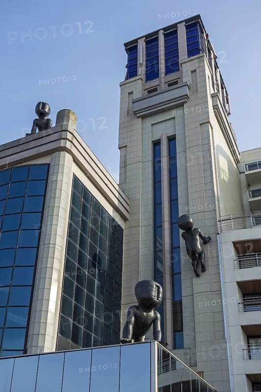 The Blankenberge Casino and the three babies from Czech sculptor David Cerny