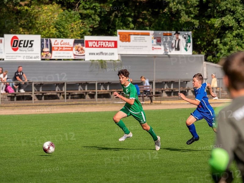 Football Youth Match and Training