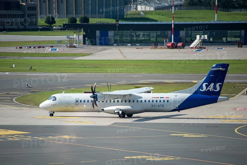 Propeller plane of the airline SAS