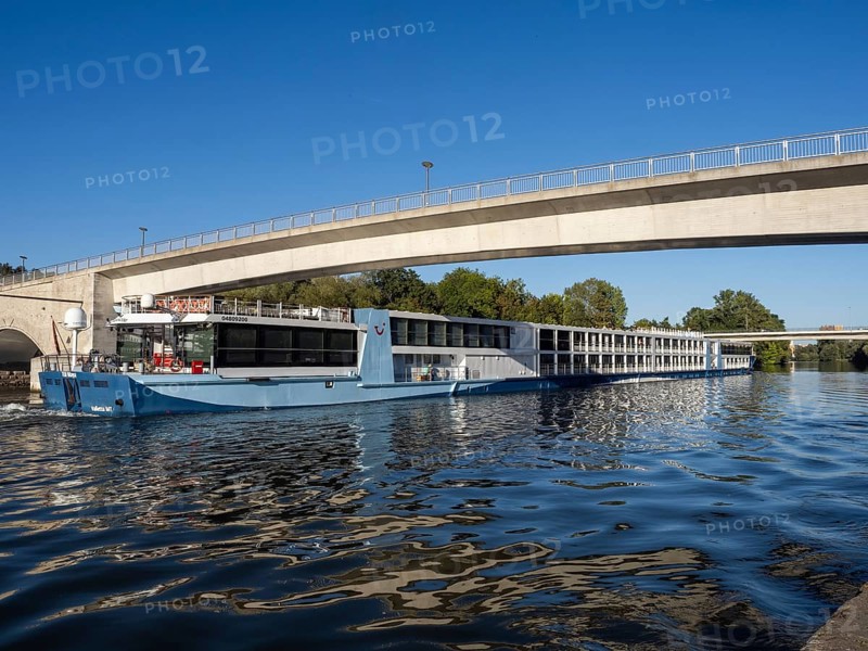 River cruise ship on the Main river