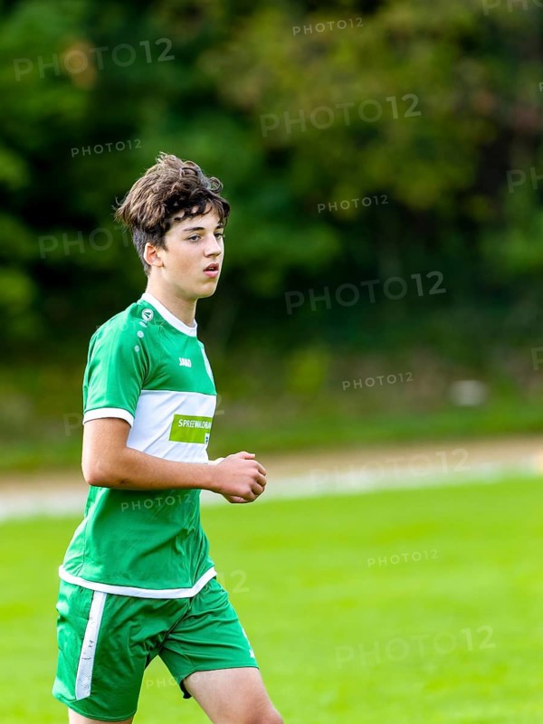 Football Youth Match and Training