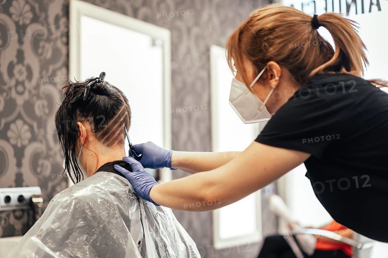 Hairdresser with mask