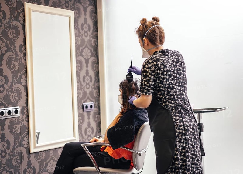 Hairdresser with security measures for the covid-19