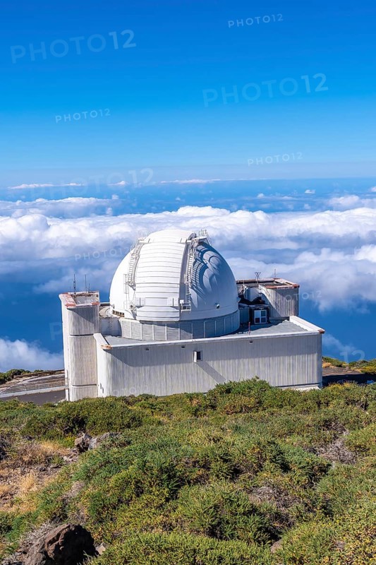 Beautiful giant telescope on the Roque de los Muchachos at the top of the Caldera de Taburiente
