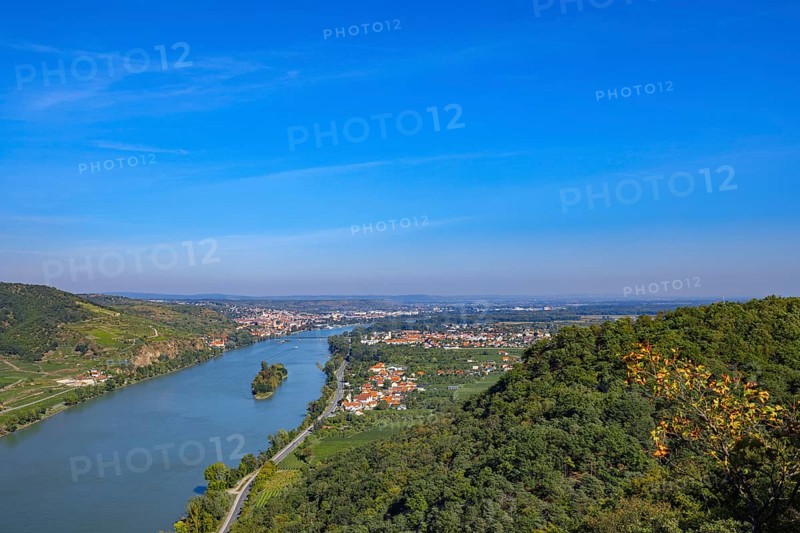 Danube with Hundsheim Island