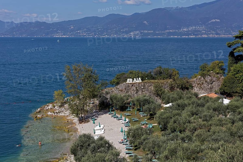 Bathing beach on Lake Garda