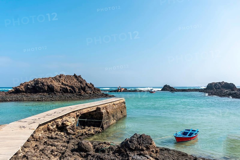 El Puertito wooden footbridge on the Isla de Lobos