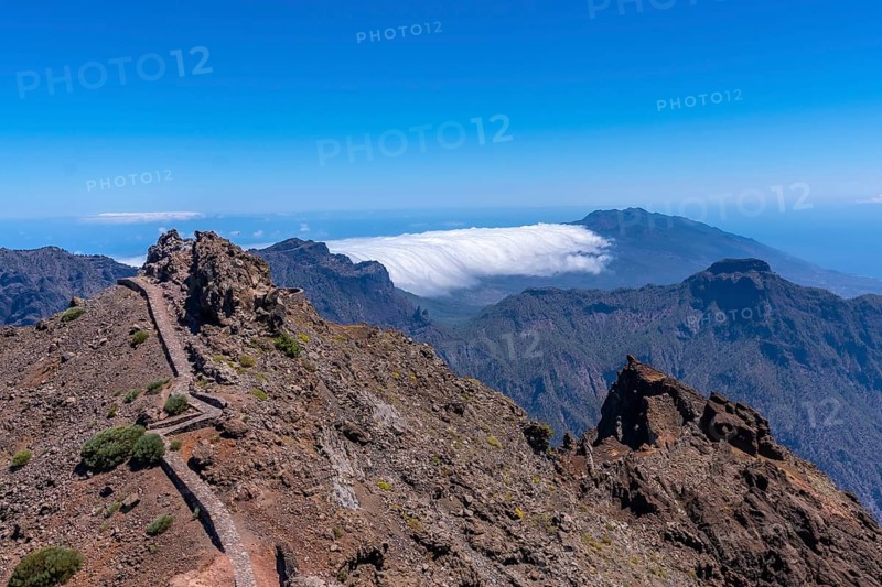 Trail from the top of Roque de los Muchachos to the top of Caldera de Taburiente