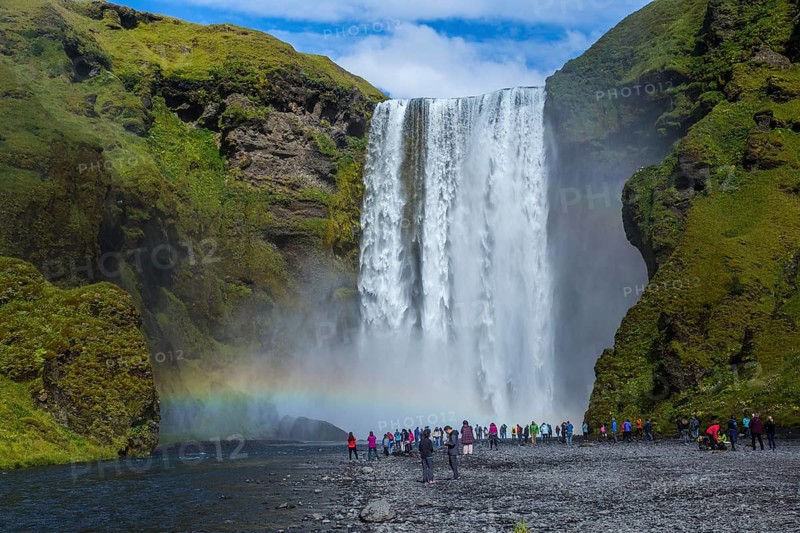 The famous waterfall visited by hundreds of daily tourists