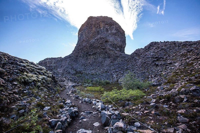 The beautiful Jokulsargljufur trekking trail