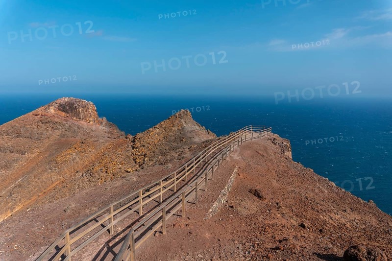 Path to the sea of the Entallada Lighthouse in the municipality of Las Playitas