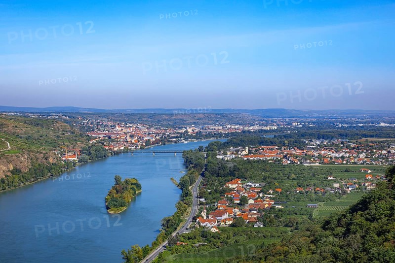 Danube with Hundsheim Island