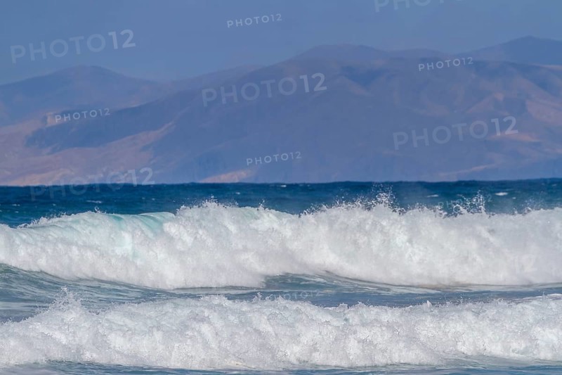 Waves at Playa de Cofete beach