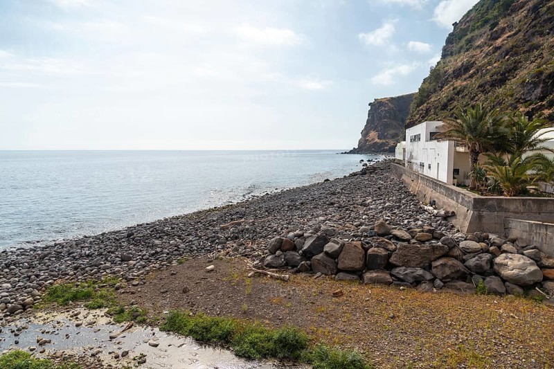Praia da Calheta in summer
