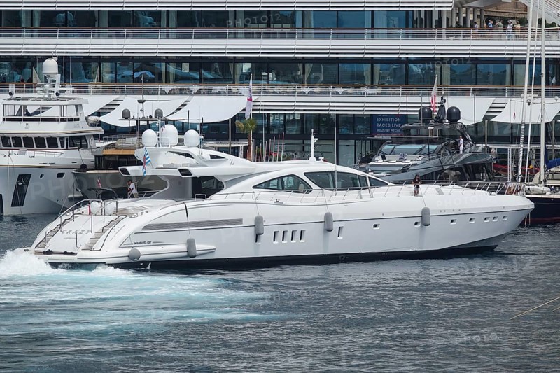 In Port Hercule