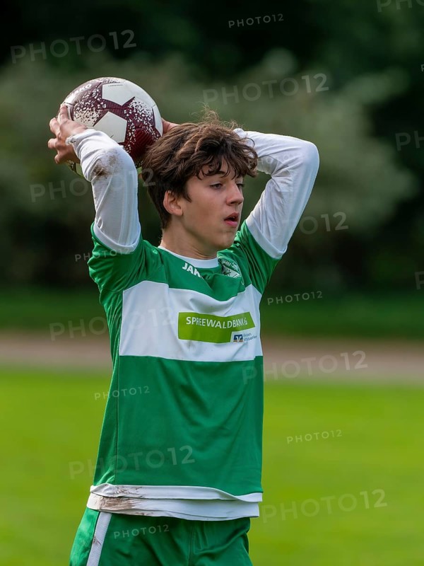 Football youth game and training