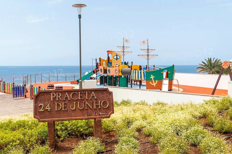 Praia da Calheta in summer