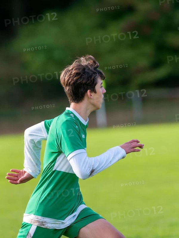 Football youth game and training