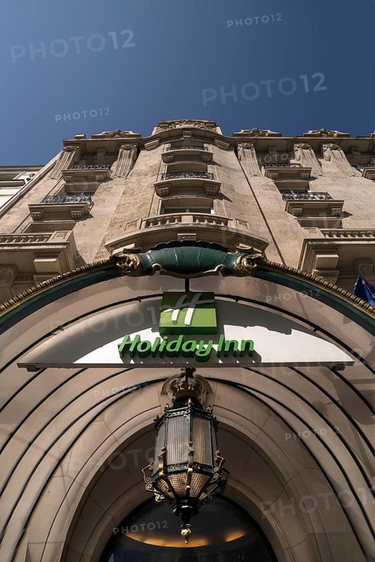 Entrance from the Holiday Inn Hotel in a Historic Palais