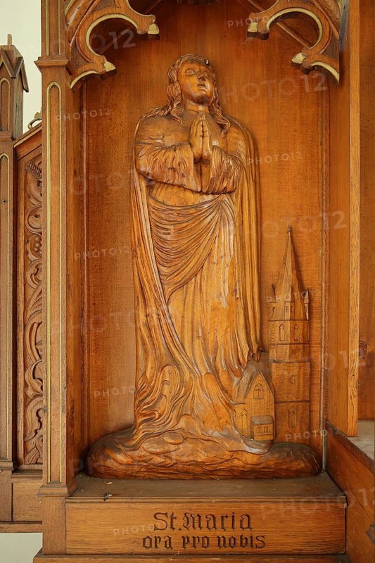 Saint Mary sculpture with inscription