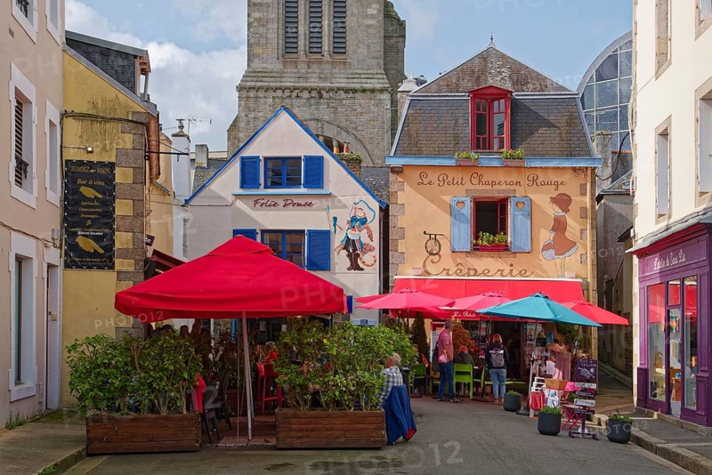 The creperie Le Petit Chaperon Rouge and other buildings in the centre of Concarneau. Brittany