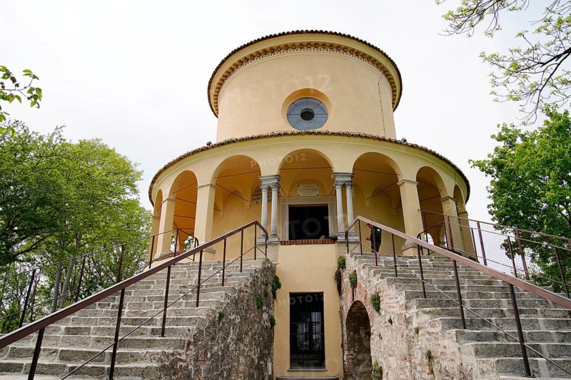 Serralunga di Crea