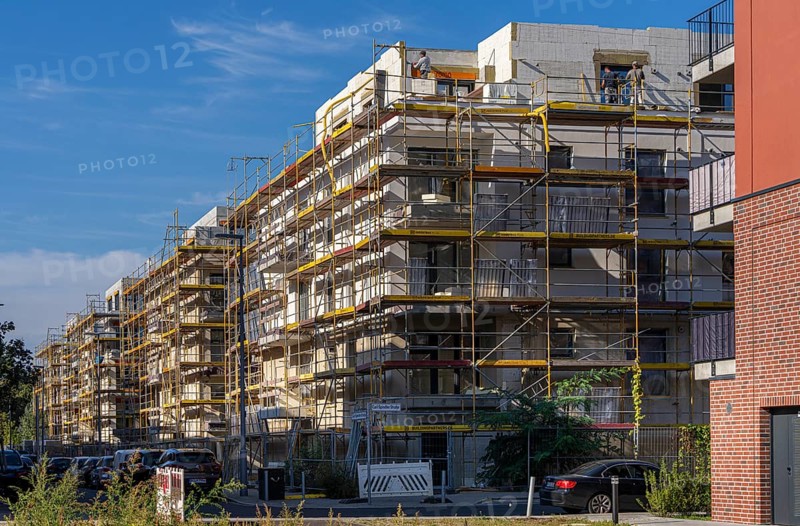 Residential construction in the new water town Spindlersfeld