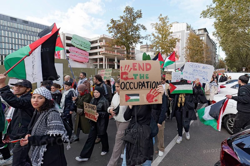 Demo participants with plaque End Occupation