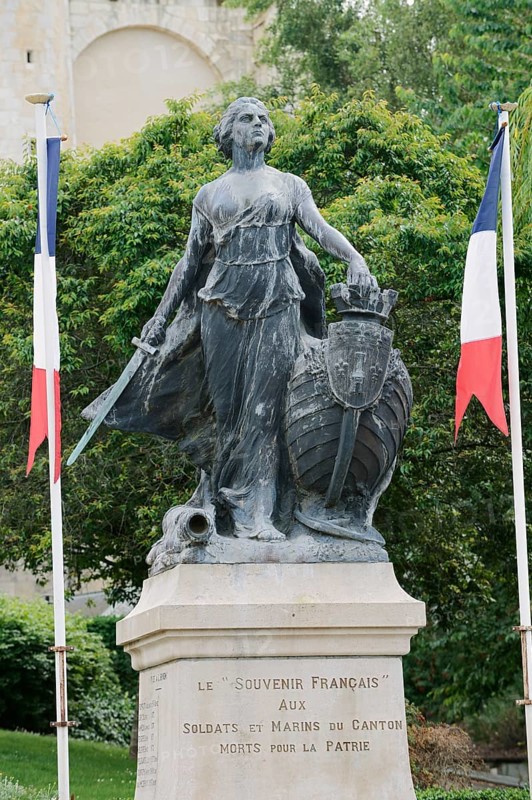 War Memorial Monument aux Soldats et Marins du canton morts pour la Patrie