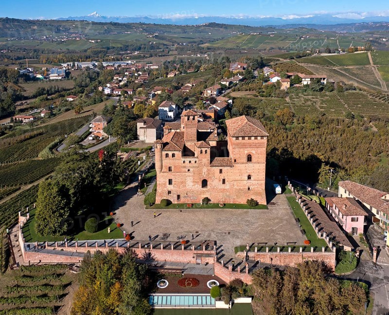 Castello di Grinzane Cavour