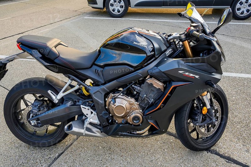 Honda CBR 650 R motorbike