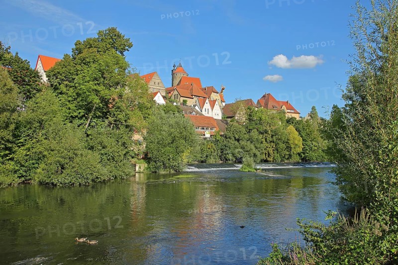 View of the Neckar and townscape with Schochenturm