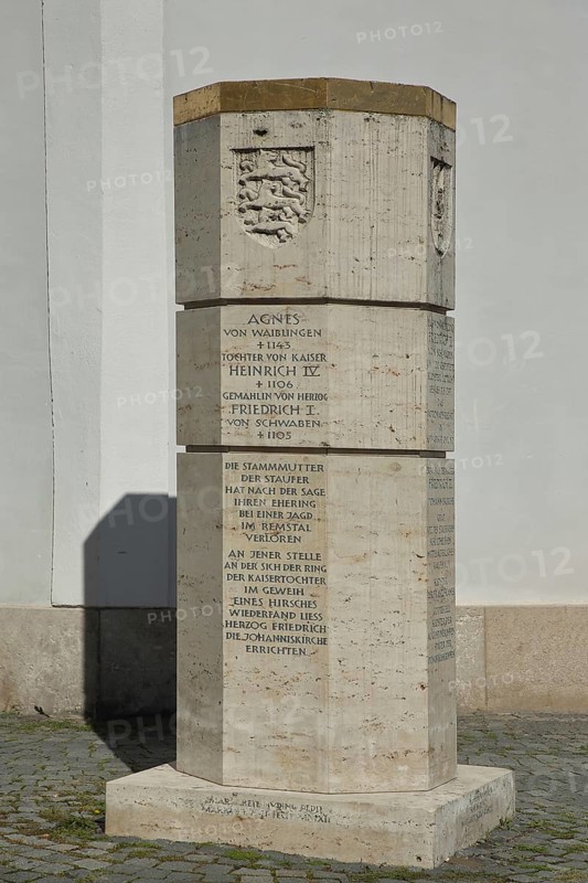 Staufer stele with Baden-Wuerttemberg coat of arms and inscription