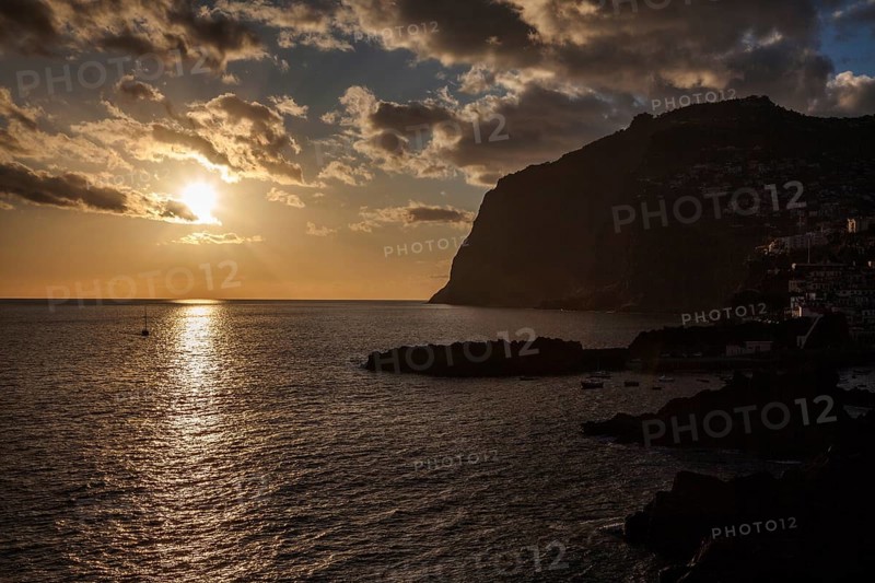 Camara de Lobos in the evening light