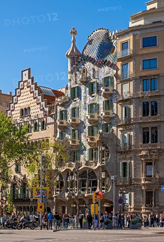 Casa Batllo by Antoni Gaudi