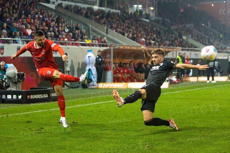Marnon BUSCH 1.FC Heidenheim left cross