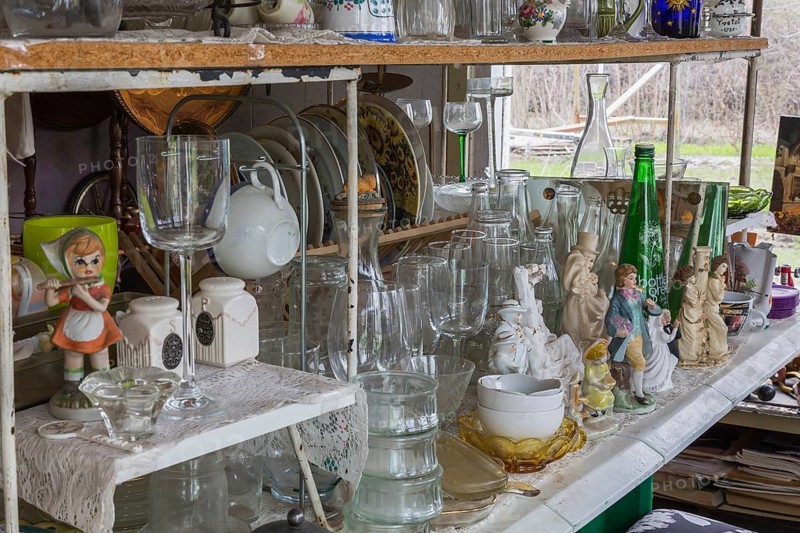 Drinking glasses