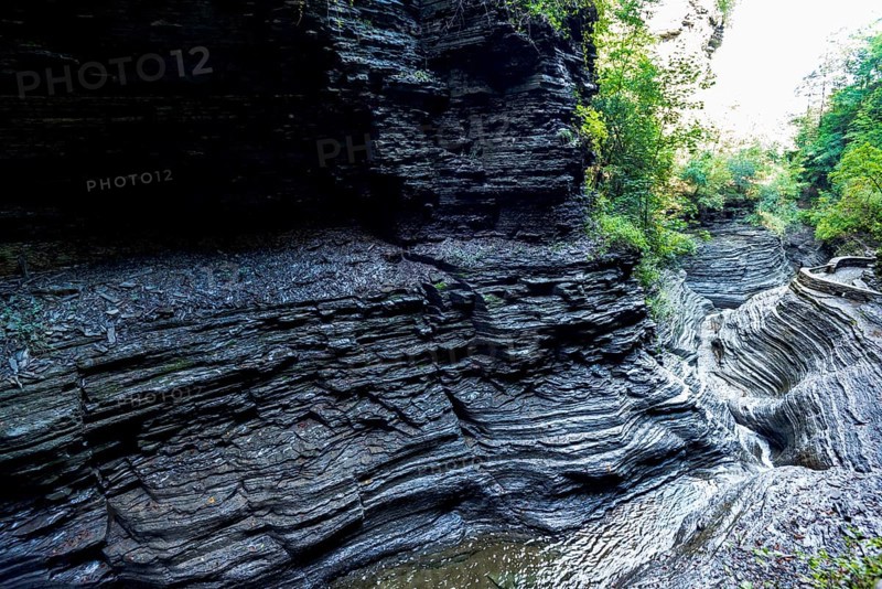 Watkins Glen State Park: Gorge Trail entrance and tunnel