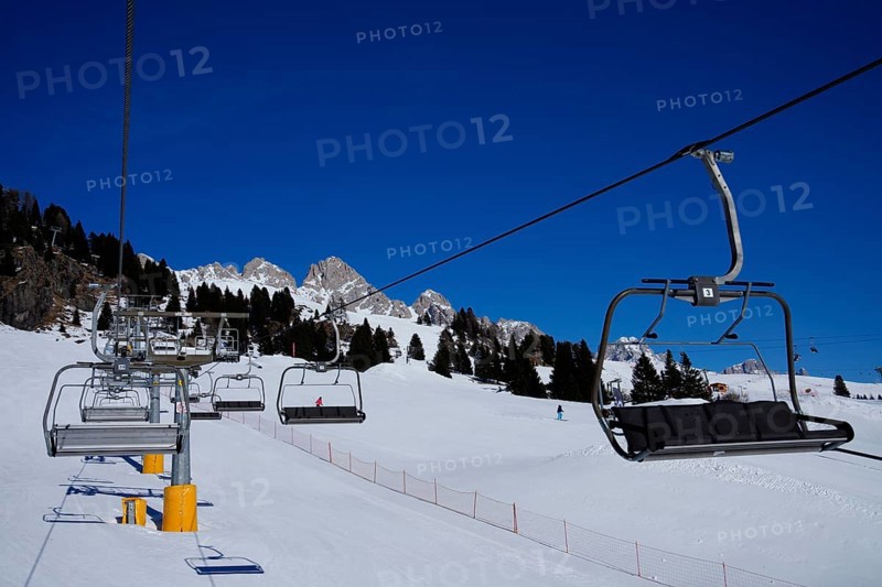 Chairlift ski