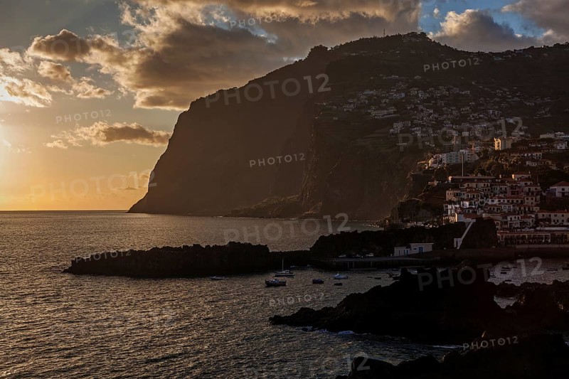 Camara de Lobos in the evening light