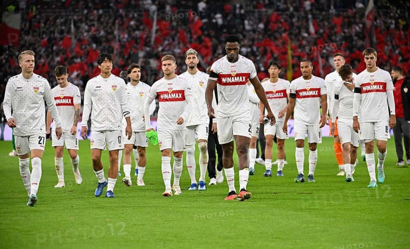 Disappointment after the end of the match among VfB Stuttgart players