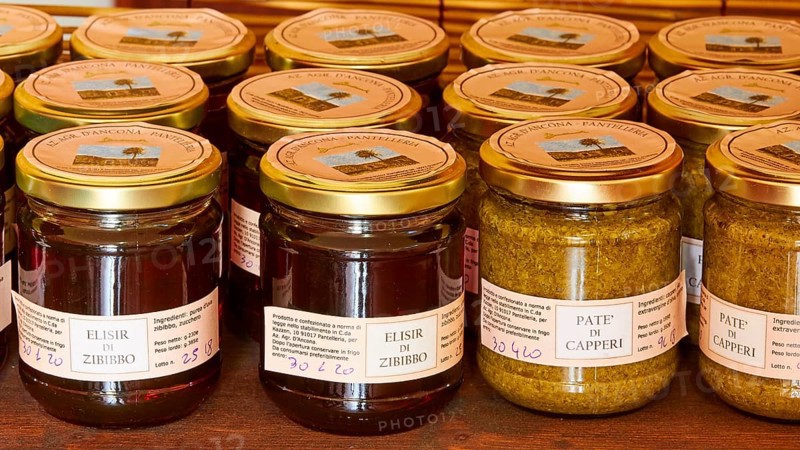 Glasses with caper pate