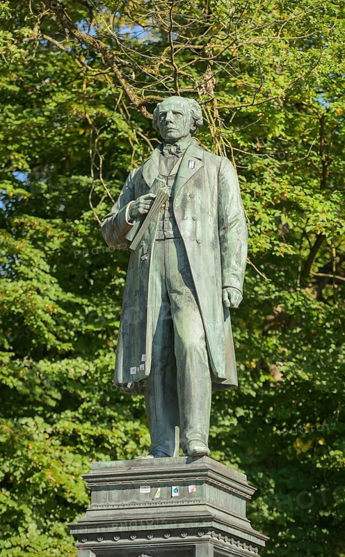 Uhland Monument