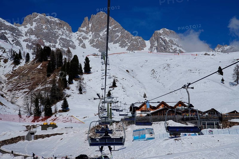 Chairlift ski