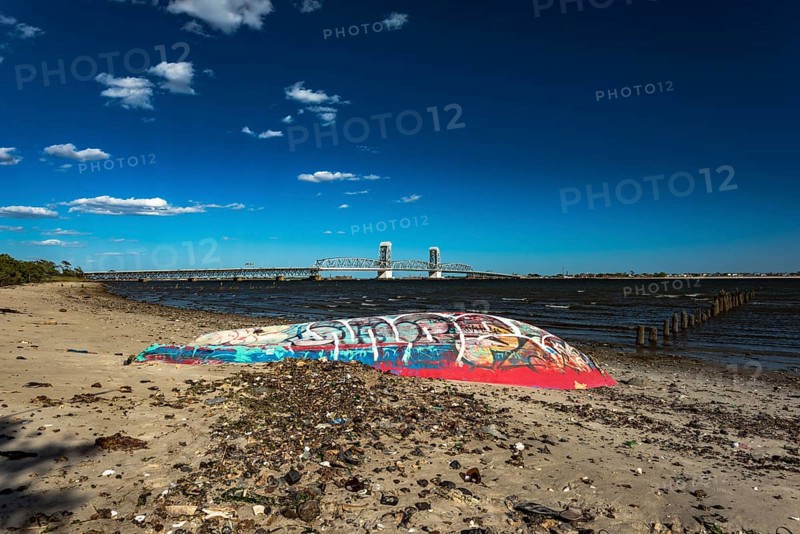 On the Millstone Trail towards the Dead Horse Bay off the Barren Island and Floyd Bennett Field. Brooklyn