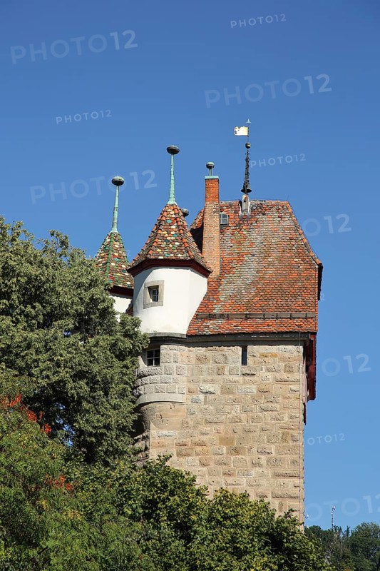 Five-knob defence tower built 15th century
