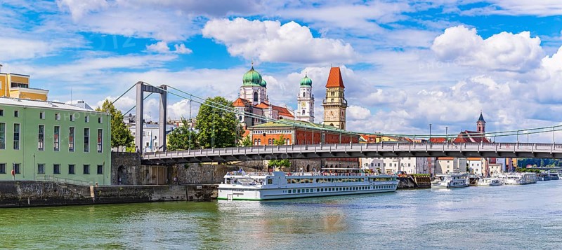 Prinzregent-Luitpold Bridge over the Danube in Passau